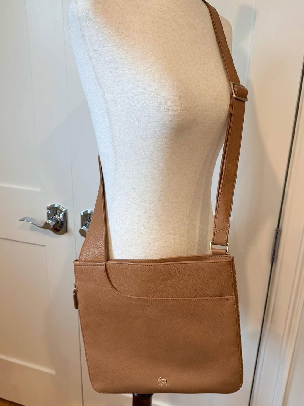 RADLEY LONDON Zip Around Cognac Leather Crossbody Bag with Gold Logo